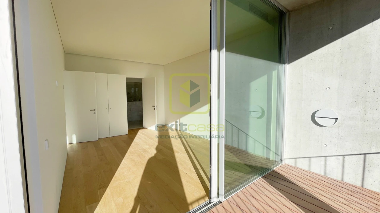 Apartamento T1 para Venda em Glória e Vera Cruz Foto 7