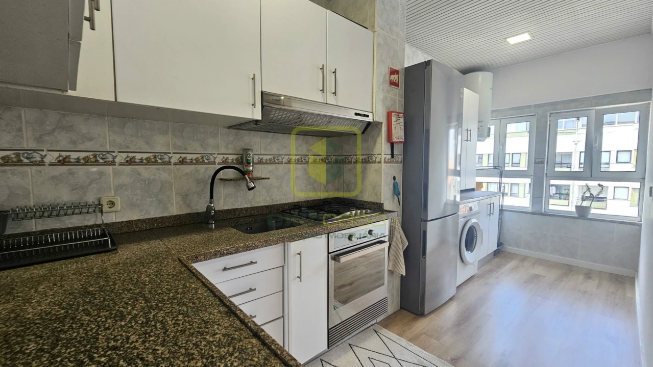 Apartamento T3 para Venda em Glória e Vera Cruz Foto 4