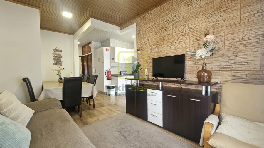 Apartamento T3 para Venda em Glória e Vera Cruz Foto 3
