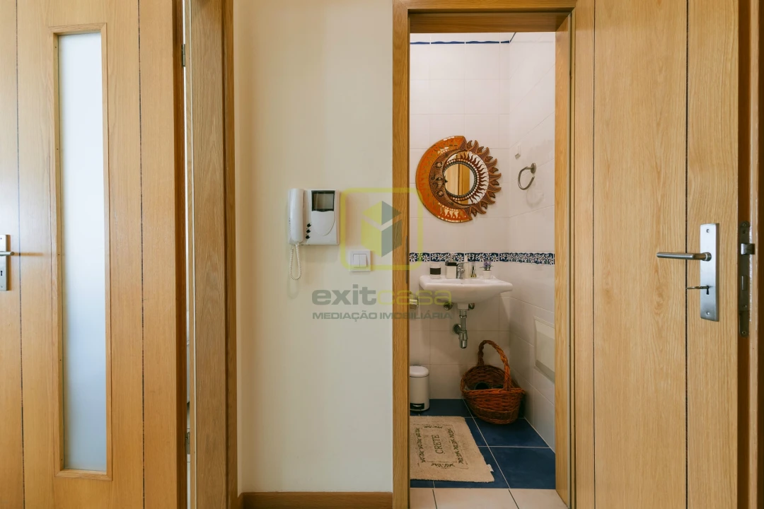 Apartamento T2 para Venda em Buarcos Foto 12