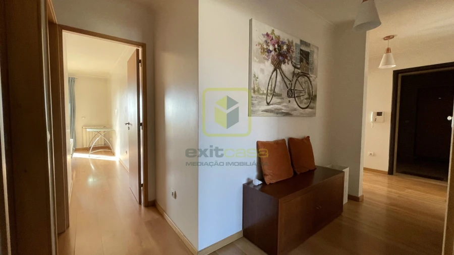 Apartamento T4 para Arrendamento em Glória e Vera Cruz Foto 10