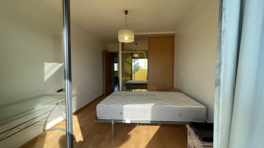 Apartamento T4 para Arrendamento em Glória e Vera Cruz Foto 12