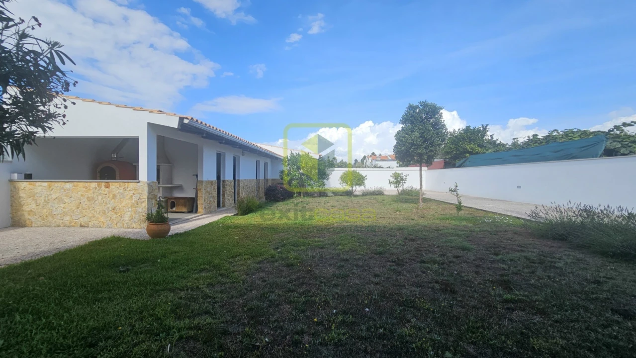 Moradia T4 para Venda em São Bernardo Foto 30