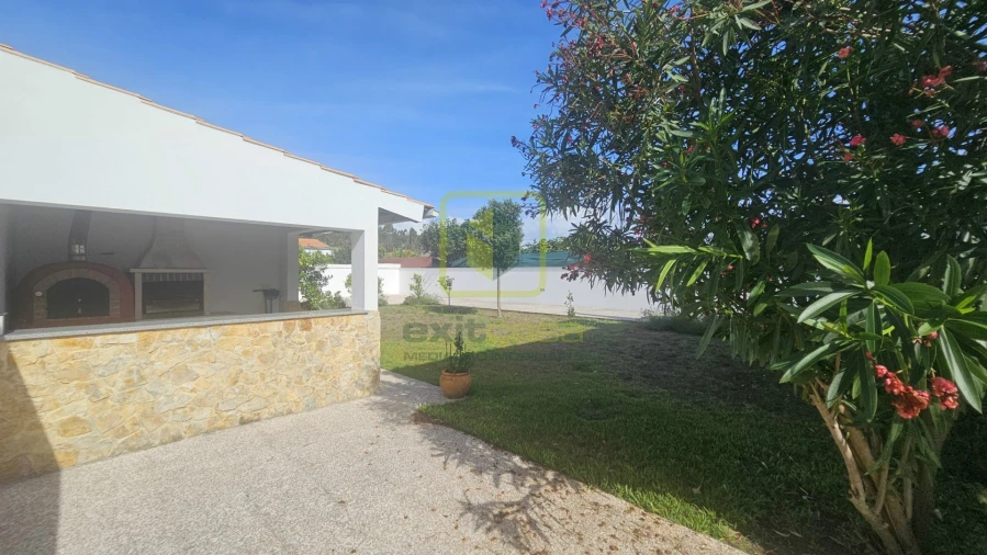 Moradia T4 para Venda em São Bernardo Foto 31