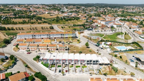 Moradia T4 para Venda em Carapinheira