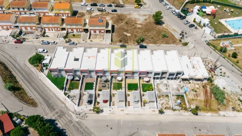 Moradia T4 para Venda em Carapinheira