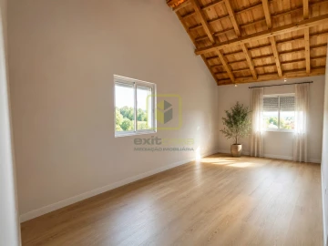 Moradia T3 para Venda em Ferreira-A-Nova