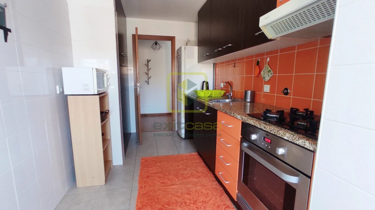 Apartamento T1 para Arrendamento em Aradas Foto 5