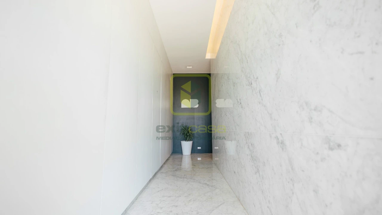 Apartamento T3 para Venda em Buarcos Foto 48
