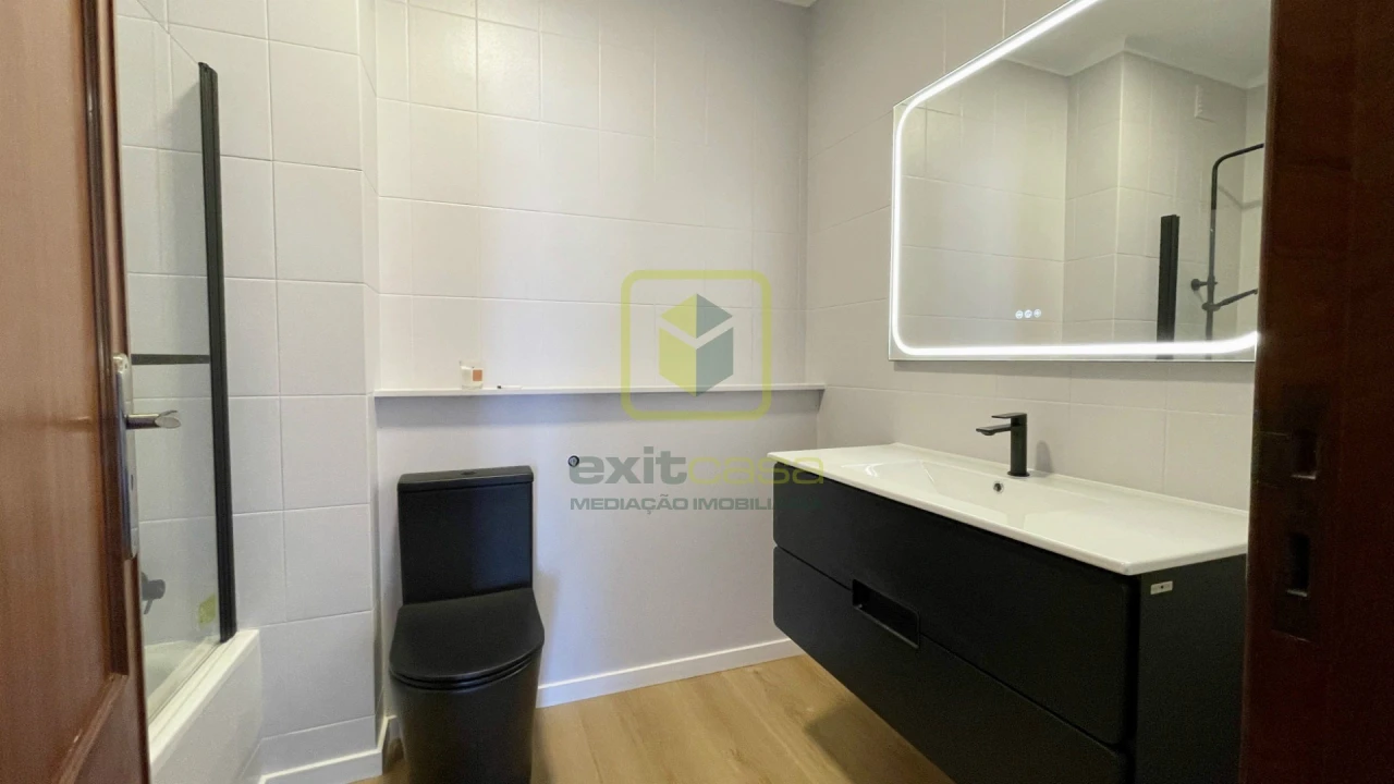 Apartamento T2 para Venda em Gafanha da Boa Hora Foto 12