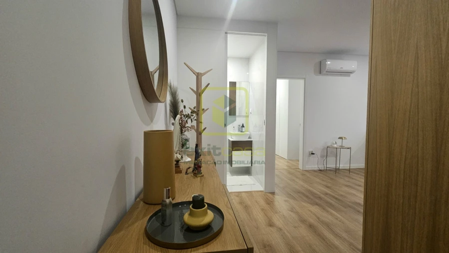 Apartamento T1 para Arrendamento em São Bernardo Foto 5