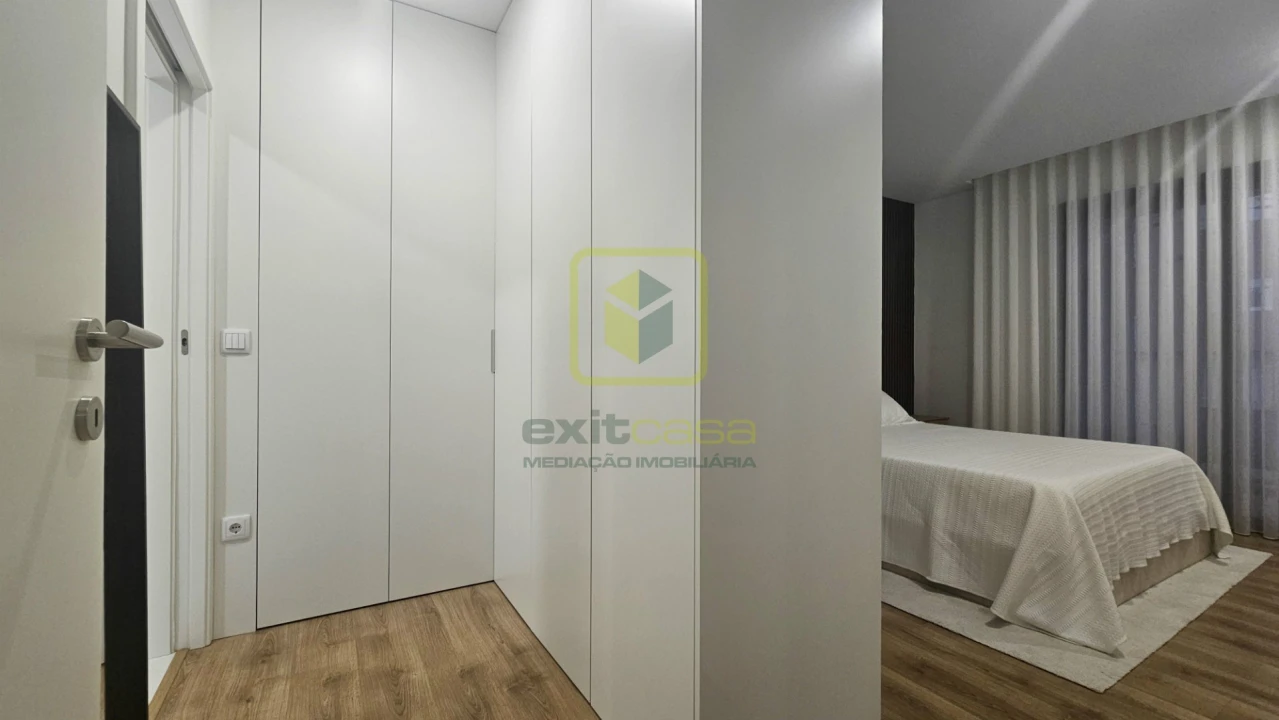 Apartamento T1 para Arrendamento em São Bernardo Foto 7