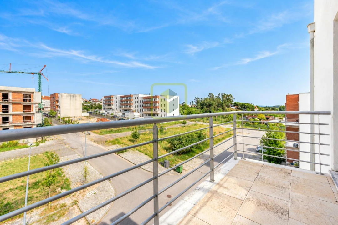 Apartamento T3 para Venda em Montemor-O-Velho e Gatões Foto 8