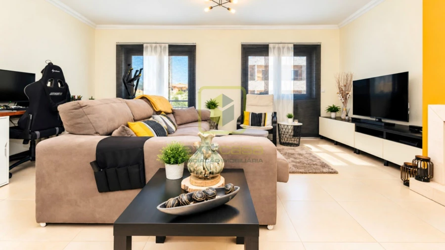 Apartamento T3 para Venda em Tavarede Foto 3