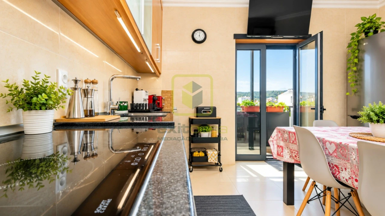 Apartamento T3 para Venda em Tavarede Foto 8