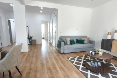 Apartamento T3 para Venda em Benfica