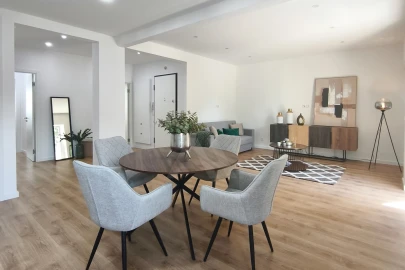 Apartamento T3 para Venda em Benfica