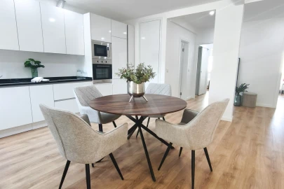 Apartamento T3 para Venda em Benfica