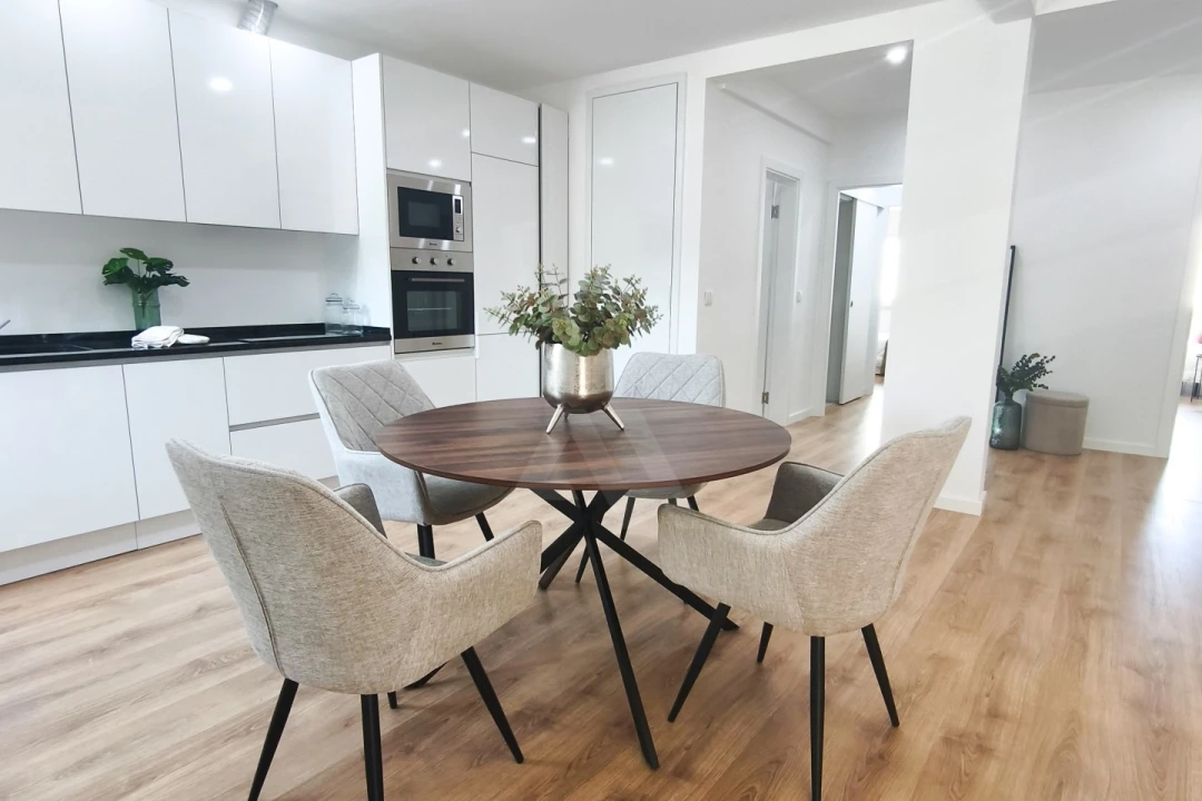 Apartamento T3 para Venda em Benfica Foto 2