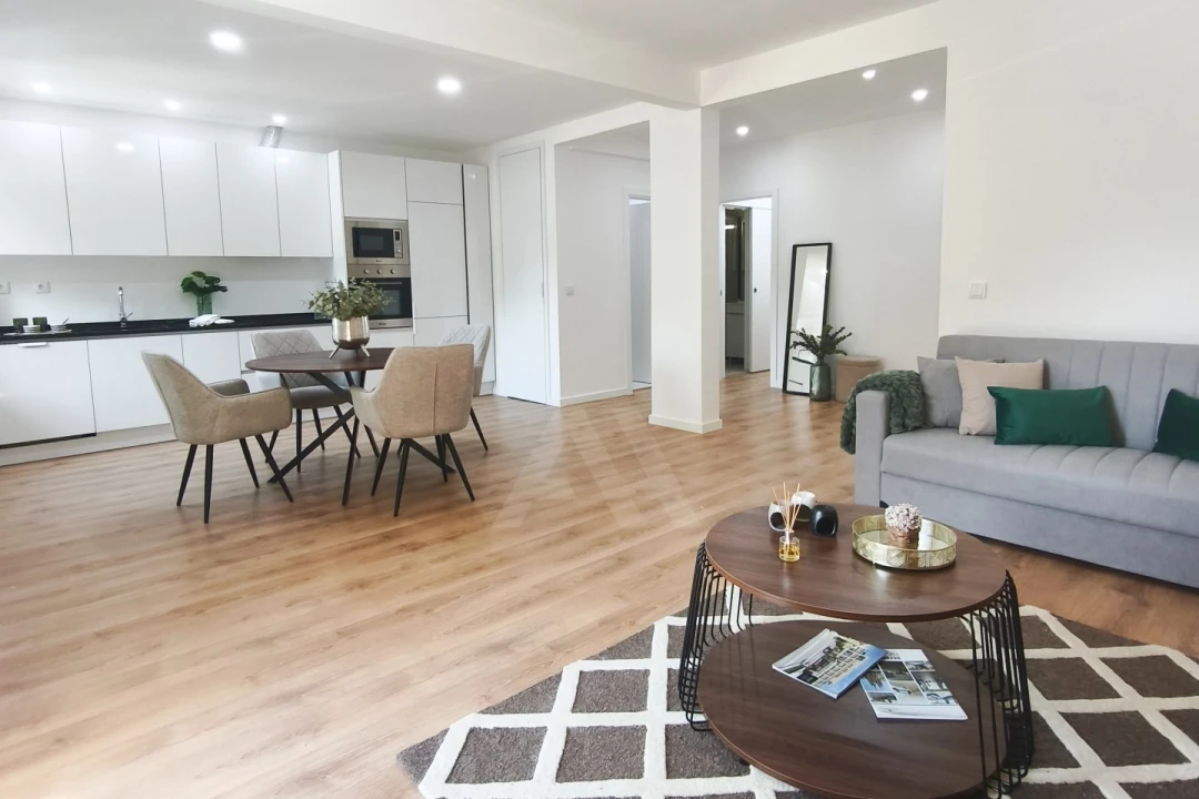 Apartamento T3 para Venda em Benfica Foto 9