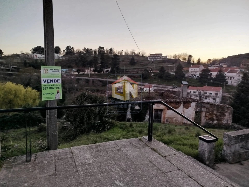 Moradia T4 para Venda em Sabugal e Aldeia de Santo António Foto 8