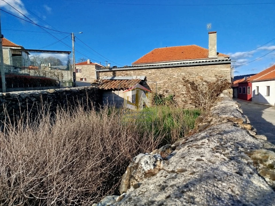 Moradia T4 para Venda em Foios Foto 11