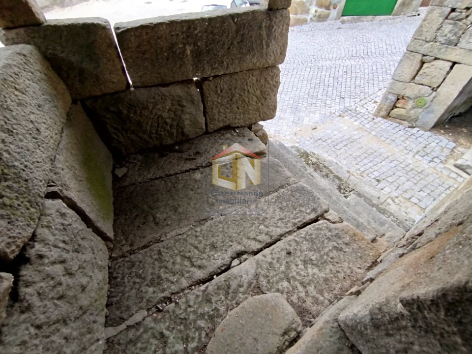 Moradia T1 para Venda em Seixo do Côa e Vale Longo Foto 11