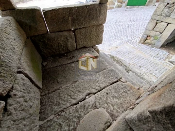Moradia T1 para Venda em Seixo do Côa e Vale Longo