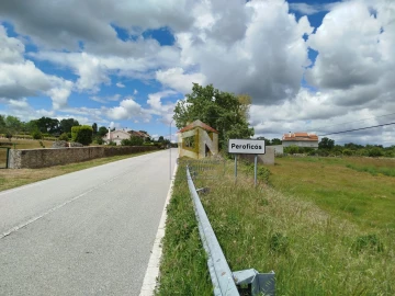 Moradia T1 para Venda em Seixo do Côa e Vale Longo