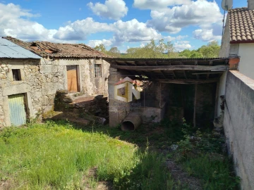 Moradia T3 para Venda em Rendo