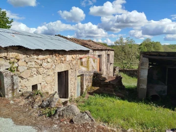 Moradia T3 para Venda em Rendo
