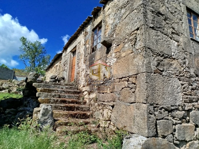 Moradia T3 para Venda em Rendo Foto 21