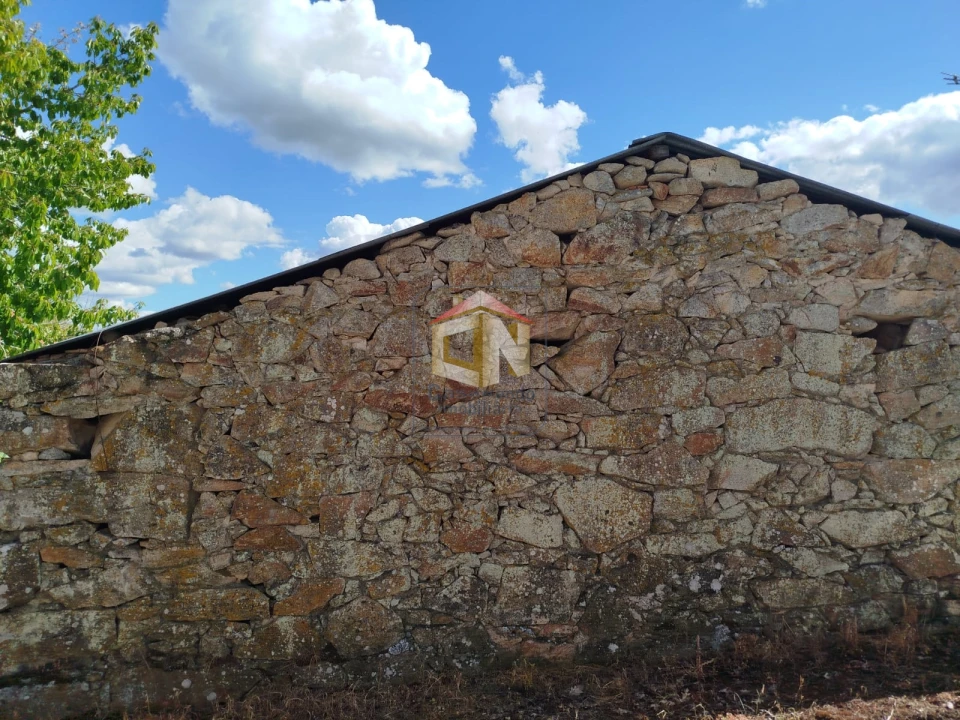 Moradia T3 para Venda em Rendo Foto 5