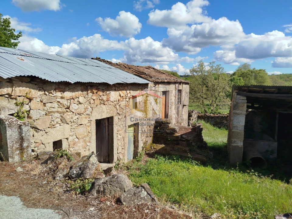 Moradia T3 para Venda em Rendo Foto 10