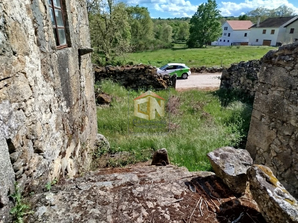 Moradia T3 para Venda em Rendo Foto 19