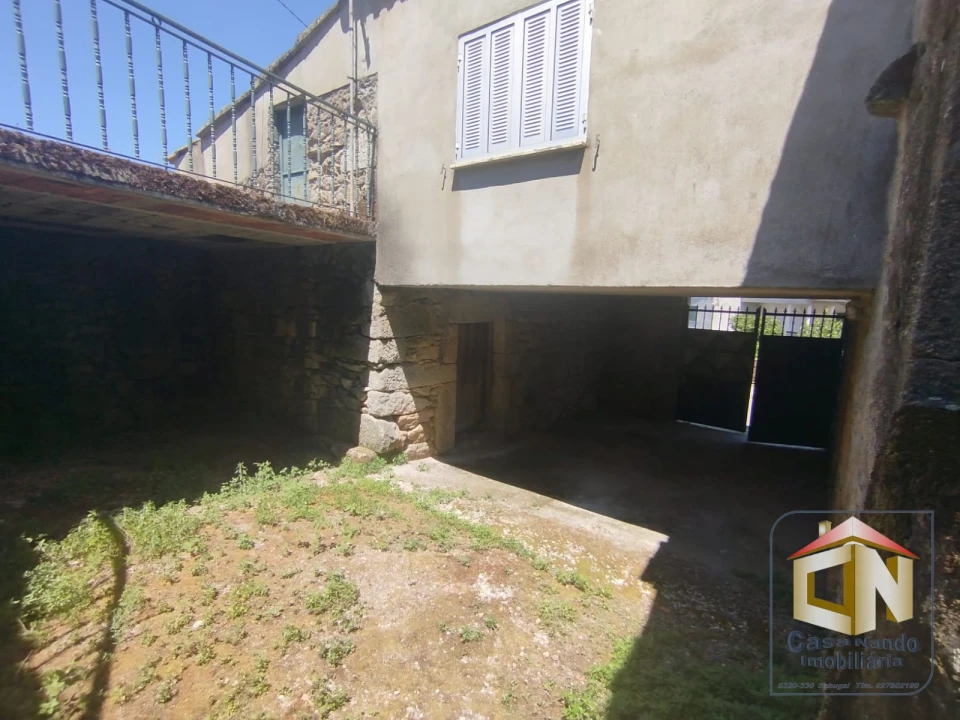 Moradia T2 para Venda em Seixo do Côa e Vale Longo Foto 34