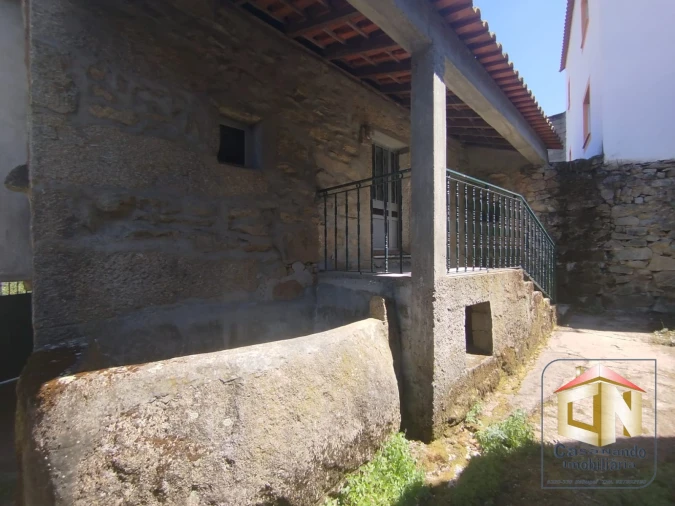Moradia T2 para Venda em Seixo do Côa e Vale Longo Foto 33