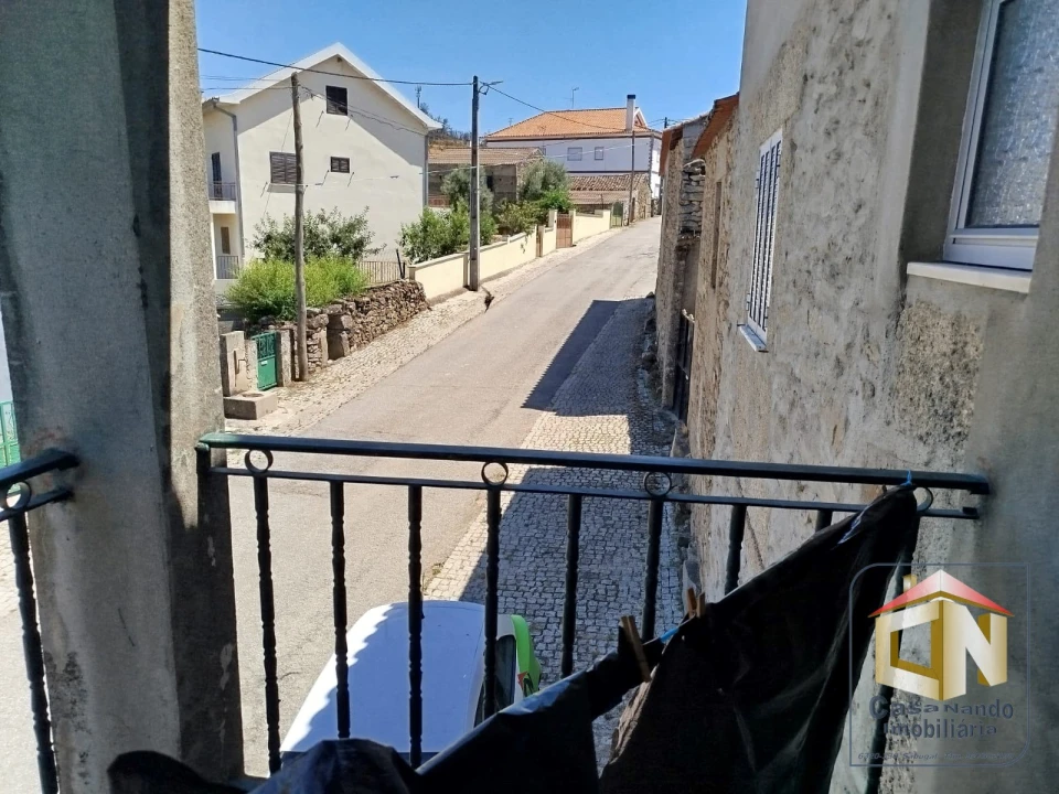 Moradia T2 para Venda em Seixo do Côa e Vale Longo Foto 17
