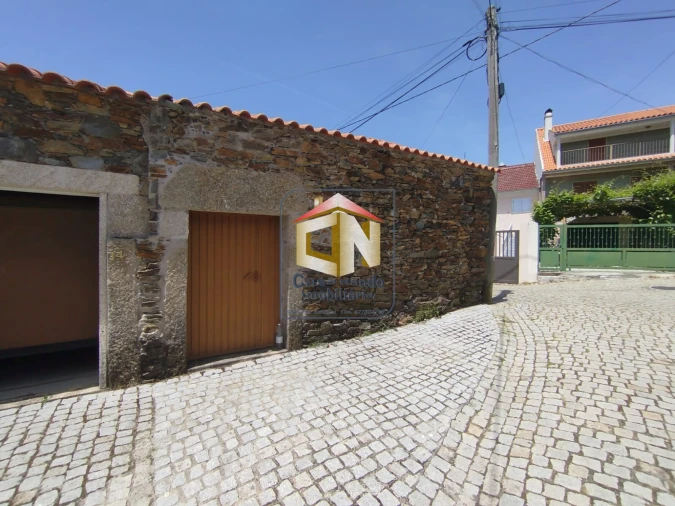 Garagem para Venda em Malcata Foto 3