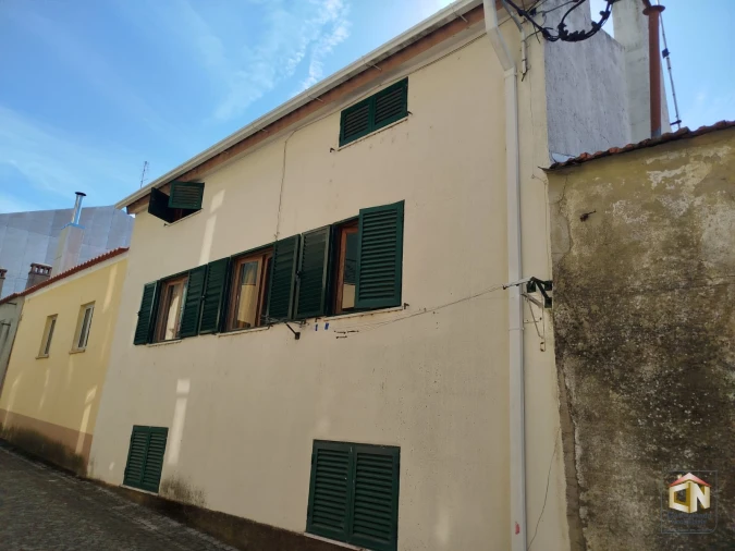 Moradia T3 para Venda em Sabugal e Aldeia de Santo António Foto 23