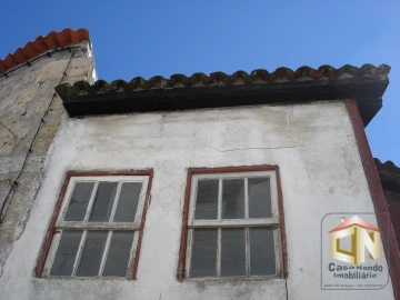 Moradia T2 para Venda em Guarda