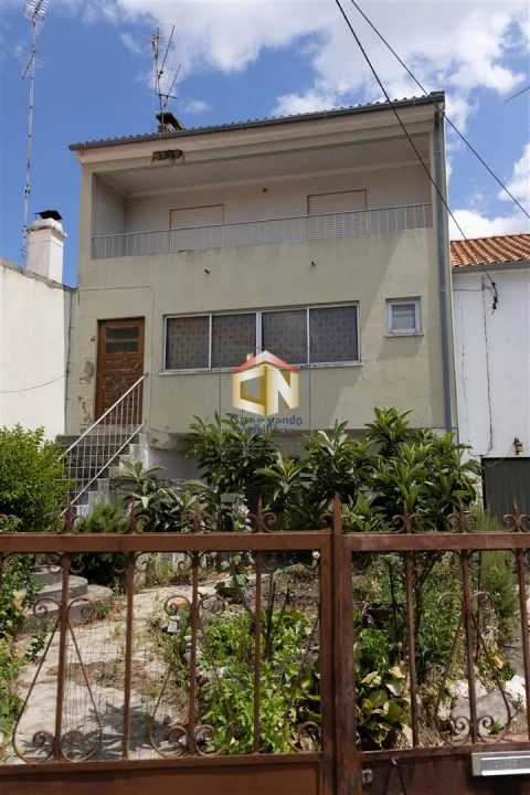 Moradia T3 para Venda em Aldeia da Ponte