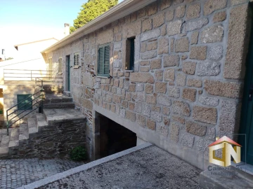 Moradia T4 para Venda em Sabugal e Aldeia de Santo António