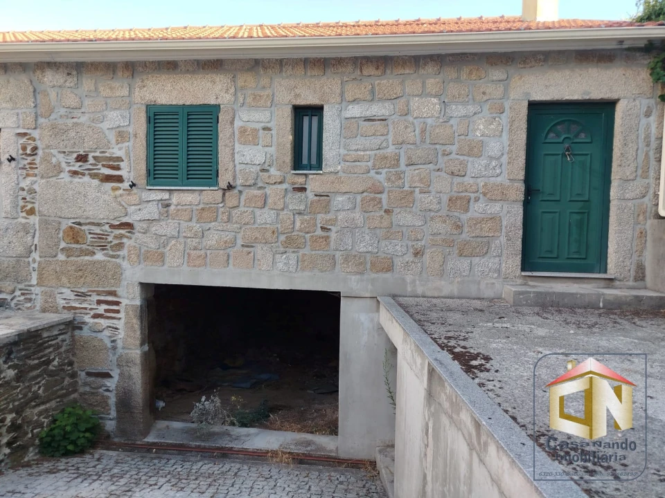 Moradia T4 para Venda em Sabugal e Aldeia de Santo António Foto 3