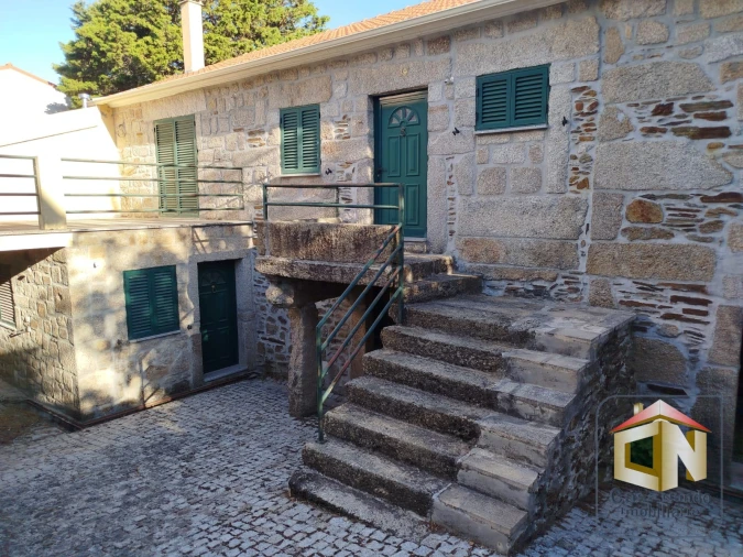 Moradia T4 para Venda em Sabugal e Aldeia de Santo António Foto 9