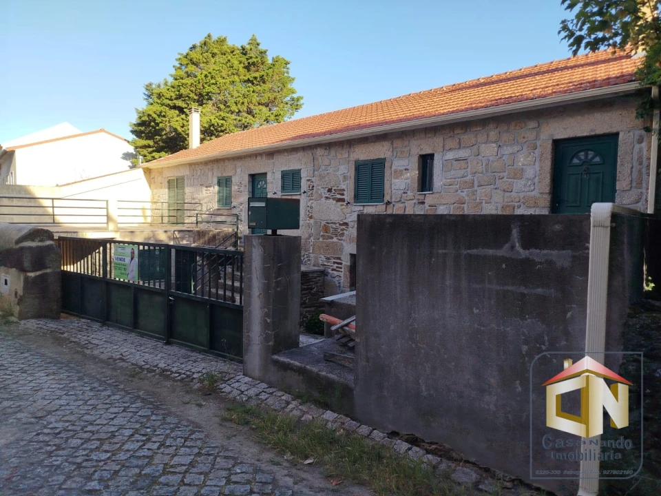 Moradia T4 para Venda em Sabugal e Aldeia de Santo António Foto 5