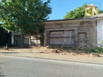 Armazém para Venda em Sabugal e Aldeia de Santo António