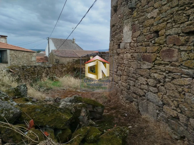 Moradia T5 para Venda em Lajeosa e Forcalhos Foto 42