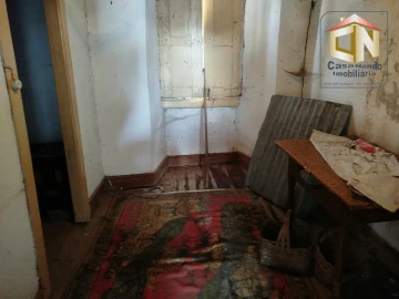 Moradia T2 para Venda em Lajeosa e Forcalhos