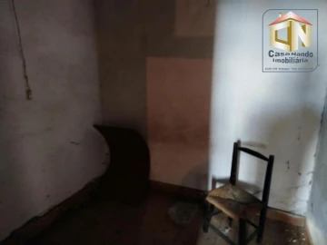 Moradia T2 para Venda em Lajeosa e Forcalhos